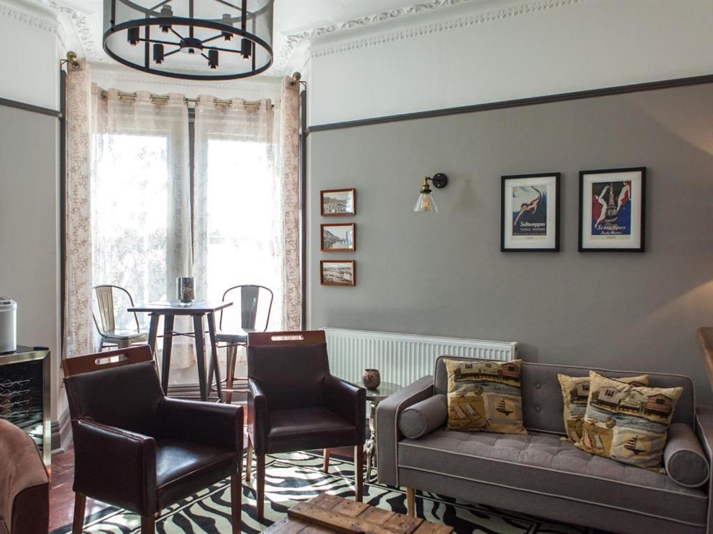 โอ๊คแลนด์เกสท์เฮาส์ Bed & Breakfast เวย์มัธ ภายนอก รูปภาพ